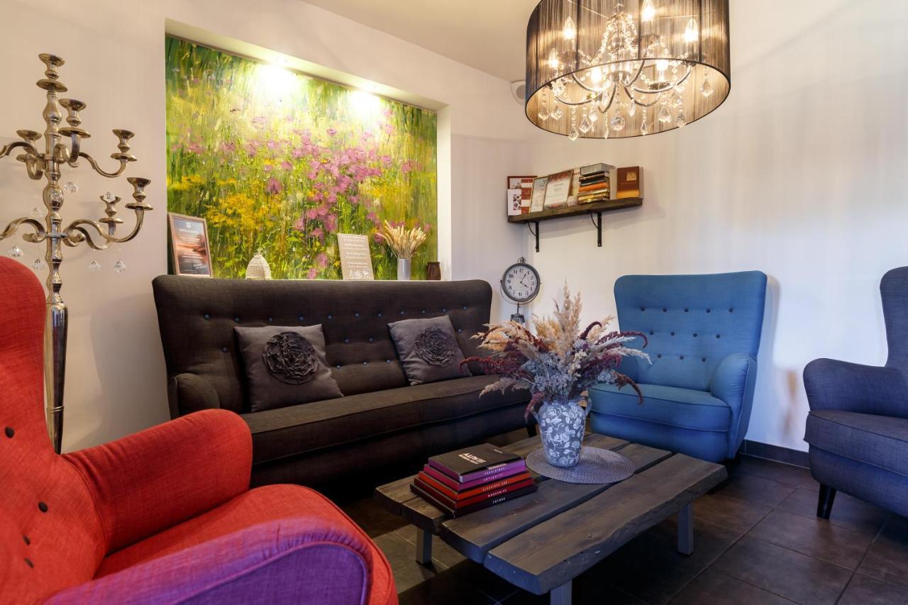 Plavas Hotel Ainazi Ngoại thất bức ảnh